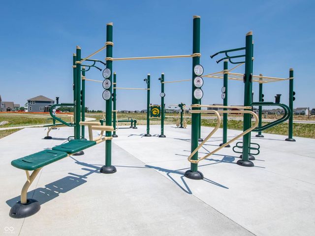 2585 Kingman Drive, Whitestown, IN 46075