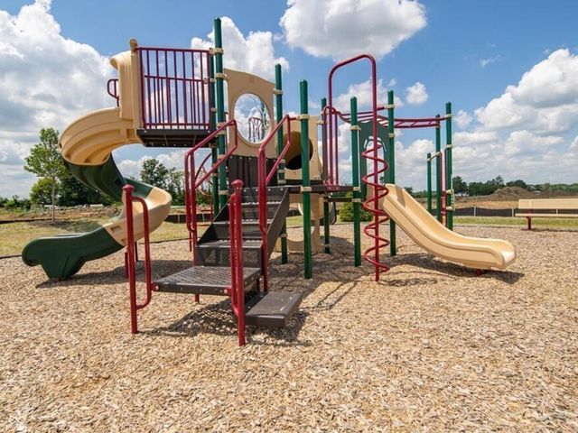 2585 Kingman Drive, Whitestown, IN 46075