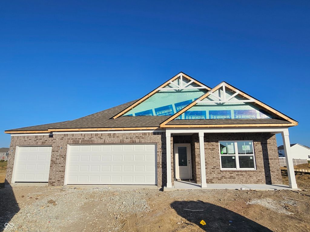 2585 Kingman Drive, Whitestown, IN 46075