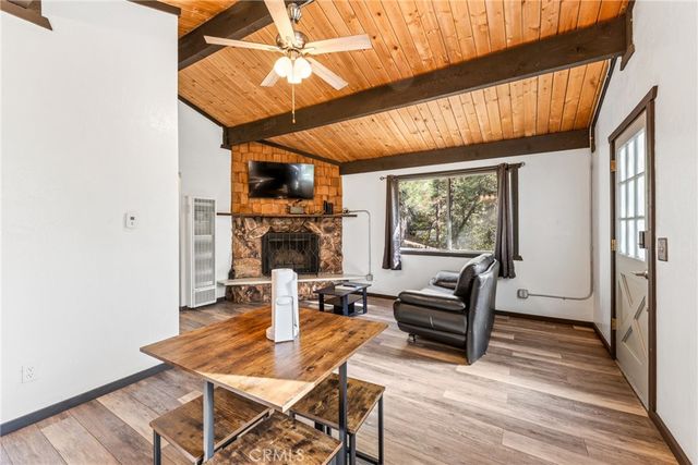 329 Vista Lane, Sugarloaf, CA 92386