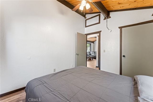 329 Vista Lane, Sugarloaf, CA 92386