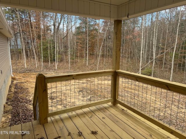 310 Sana Tr, Jamestown, TN 38556