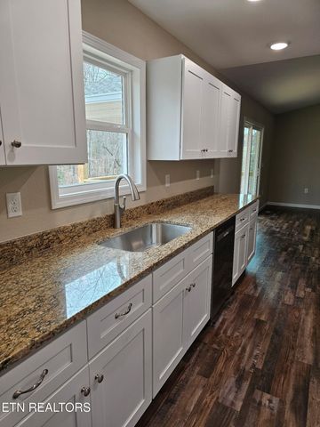 310 Sana Tr, Jamestown, TN 38556