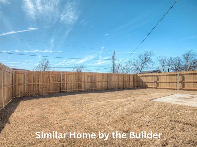 2502 SW H Ave, Lawton, OK 73505