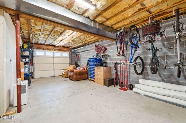 20 Vesta Sue Court, Jonesborough, TN 37659