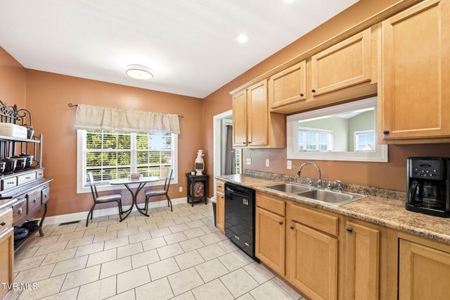 20 Vesta Sue Court, Jonesborough, TN 37659