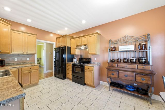 20 Vesta Sue Court, Jonesborough, TN 37659