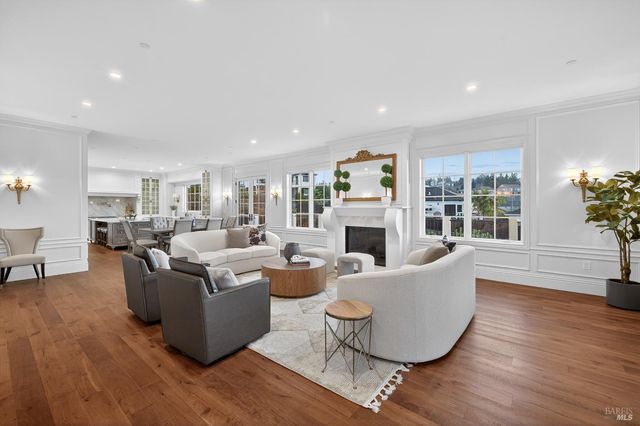 3724 Lakebriar Pl, Santa Rosa, CA 95403