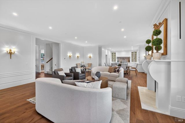 3724 Lakebriar Pl, Santa Rosa, CA 95403