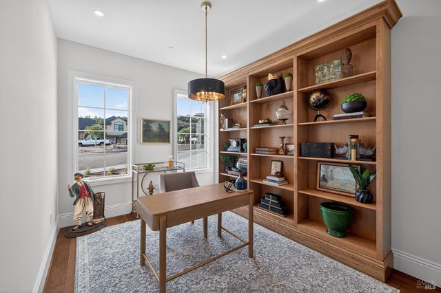 3724 Lakebriar Pl, Santa Rosa, CA 95403