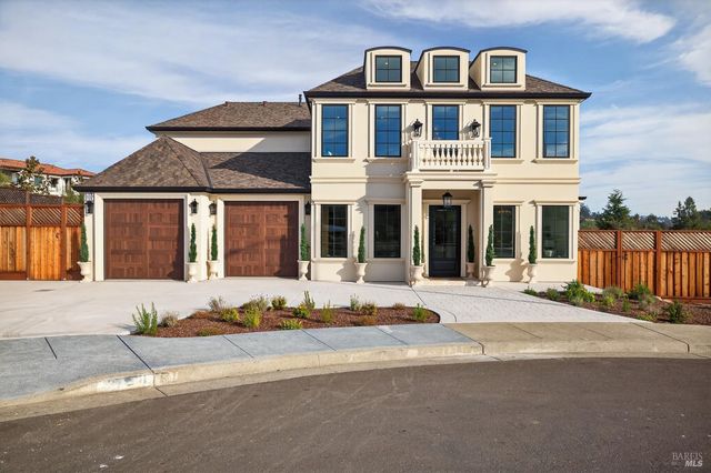 3724 Lakebriar Pl, Santa Rosa, CA 95403