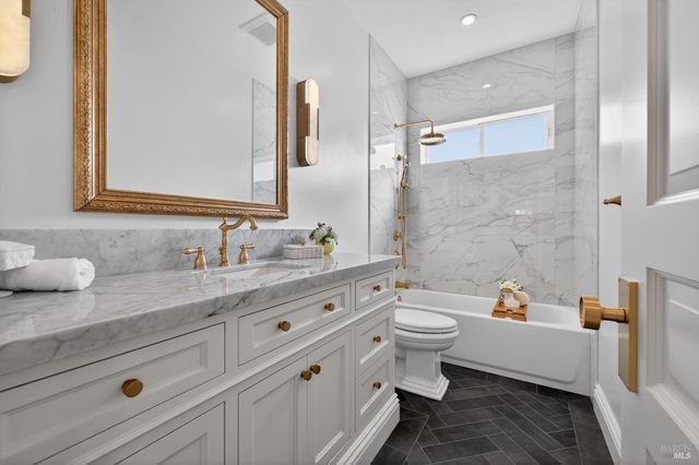 3724 Lakebriar Pl, Santa Rosa, CA 95403