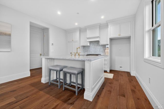 3724 Lakebriar Pl, Santa Rosa, CA 95403