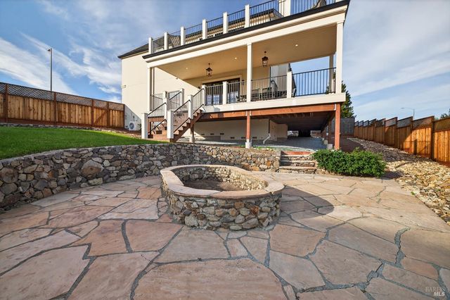 3724 Lakebriar Pl, Santa Rosa, CA 95403