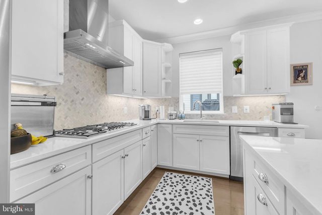 5106 FILLMORE AVE, Alexandria, VA 22311