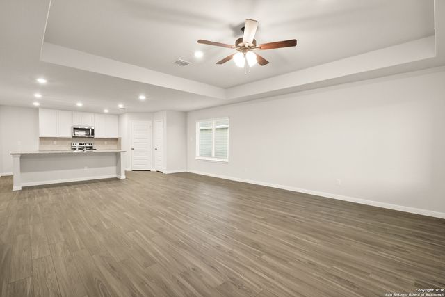 1205 Sweden, Seguin, TX 78155