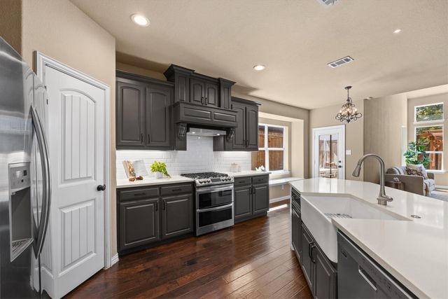 1111 Fossil Lake Drive, Frisco, TX 75036