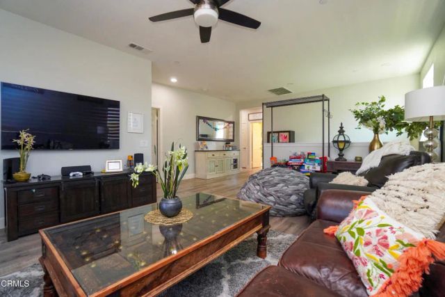 543 Platte Way, Oxnard, CA 93036
