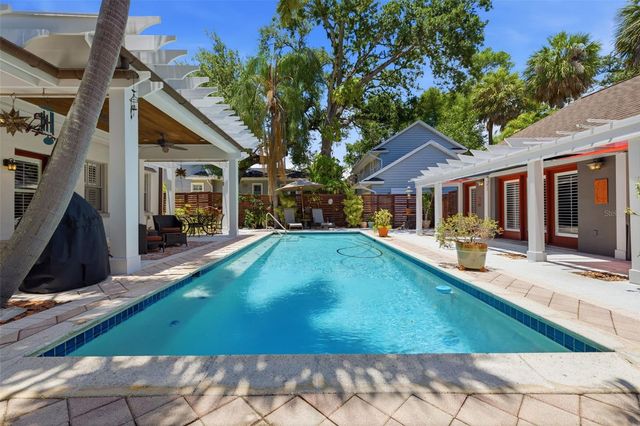 912 S FREMONT AVENUE, Tampa, FL 33606