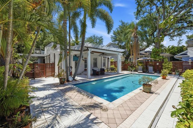 912 S FREMONT AVENUE, Tampa, FL 33606