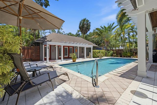 912 S FREMONT AVENUE, Tampa, FL 33606