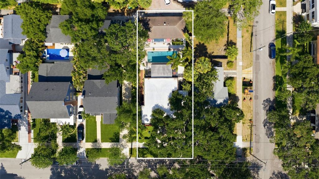 Image 46 of property listing at 912 S FREMONT AVENUE, Tampa, FL 33606