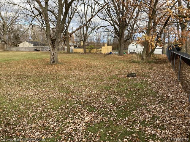 0 Riker Street, Pontiac, MI 48342