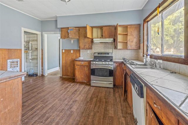 326 Hall Street, Dequincy, LA 70633