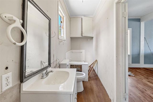 326 Hall Street, Dequincy, LA 70633