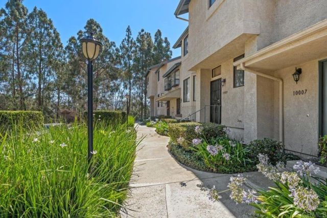 10013 Paseo Montril, San Diego, CA 92129