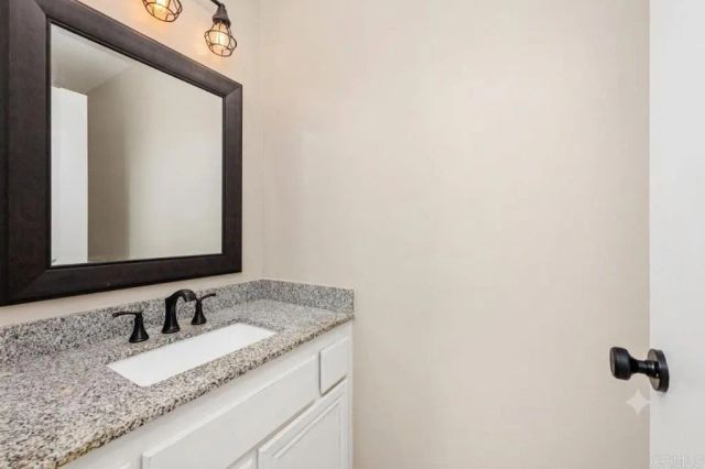 10013 Paseo Montril, San Diego, CA 92129