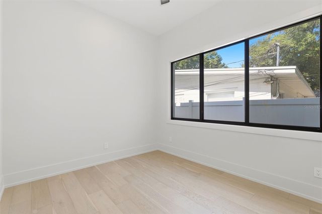 809 E CHURCH STREET, Orlando, FL 32801
