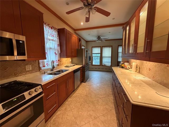 1871 Matthews Avenue, Bronx, NY 10462