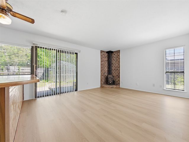 3053 Villa Sur Trail, Dallas, TX 75228