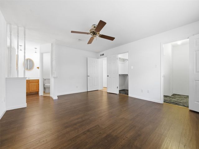 3053 Villa Sur Trail, Dallas, TX 75228