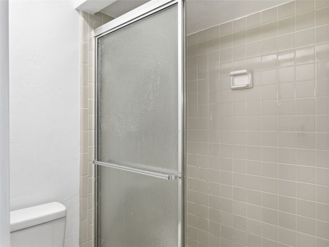 3053 Villa Sur Trail, Dallas, TX 75228