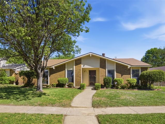 3053 Villa Sur Trail, Dallas, TX 75228