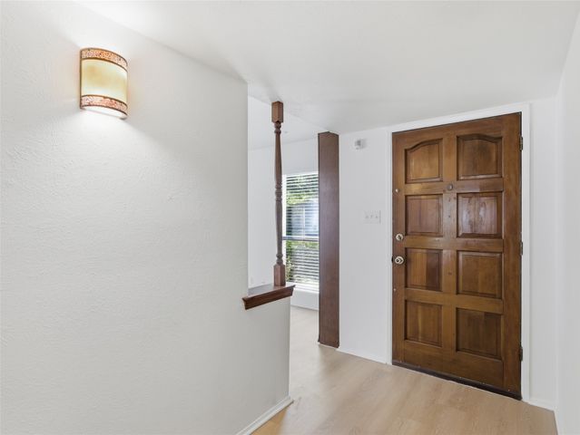 3053 Villa Sur Trail, Dallas, TX 75228