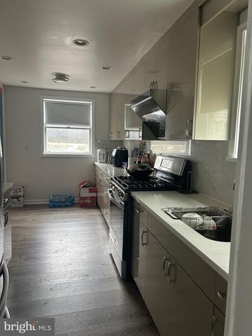 830-00 PINE HILL RD, Philadelphia, PA 19115