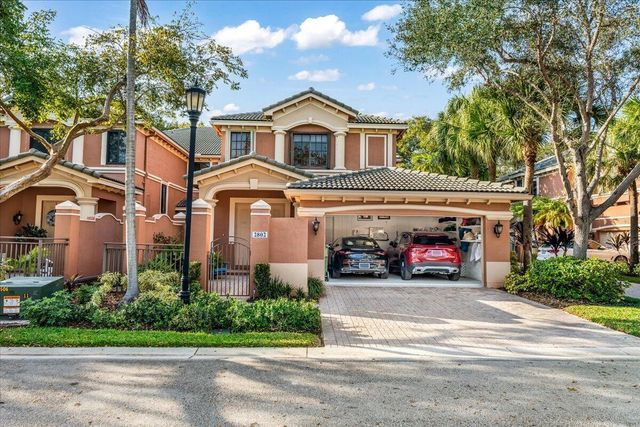 2802 Kinsington Circle 27-4, Weston, FL 33332