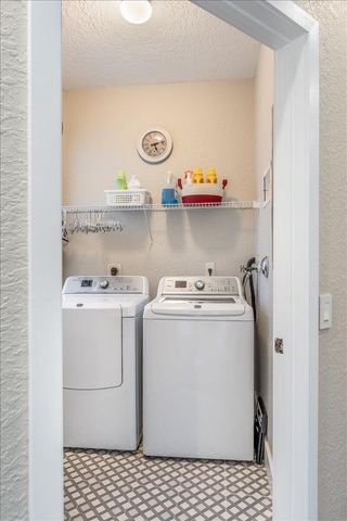 2802 Kinsington Circle 27-4, Weston, FL 33332