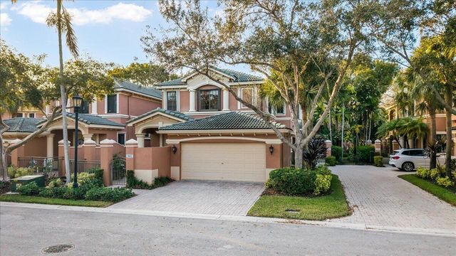 2802 Kinsington Circle 27-4, Weston, FL 33332