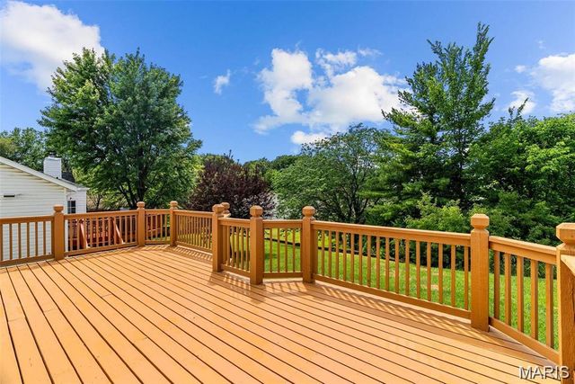 2119 Dettmer Place, Hazelwood, MO 63031