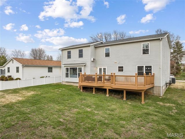 2119 Dettmer Place, Hazelwood, MO 63031