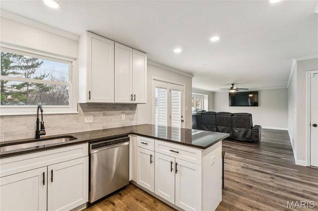 2119 Dettmer Place, Hazelwood, MO 63031