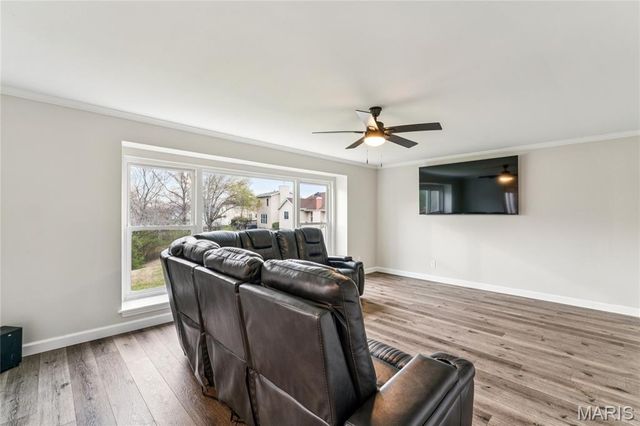 2119 Dettmer Place, Hazelwood, MO 63031