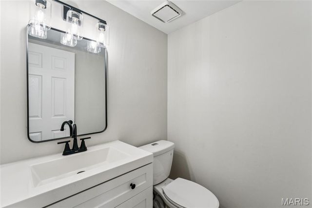 2119 Dettmer Place, Hazelwood, MO 63031