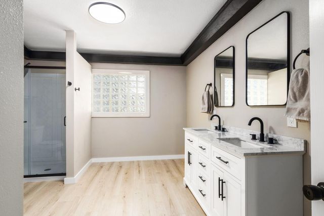 342 Governor Hogg Drive, Point Blank, TX 77364