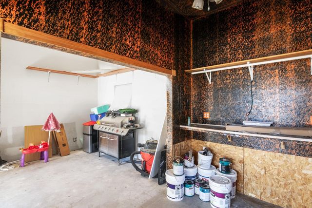 342 Governor Hogg Drive, Point Blank, TX 77364