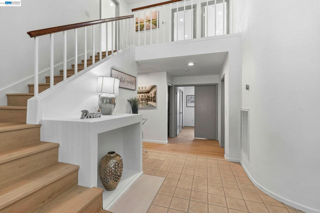 1137 Hidden Meadow Pl, Manteca, CA 95337